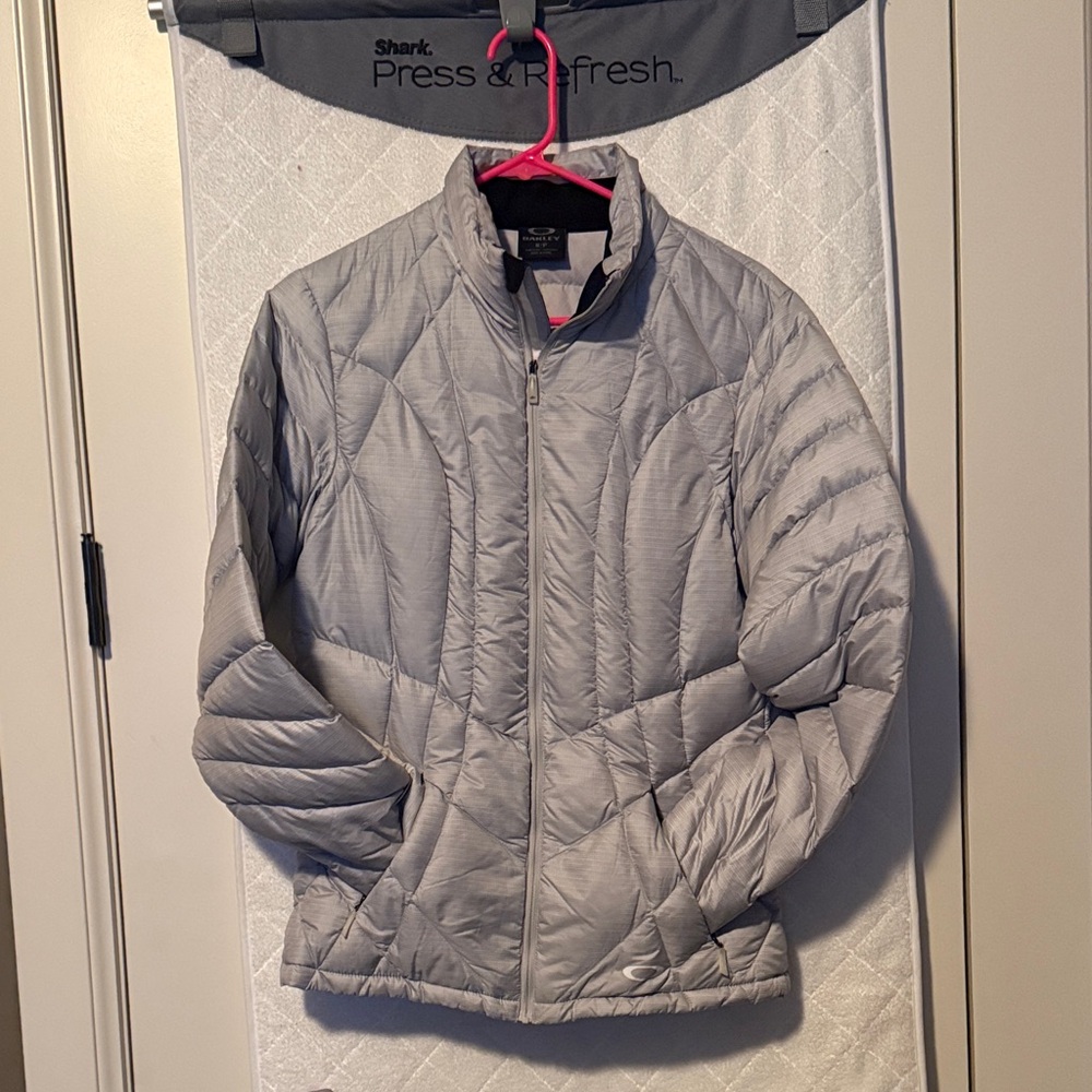 Oakley Women's Light Puffer Coat